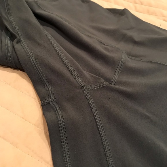 Lululemon Align 28” Teal Shadow Size 4 - Picture 4 of 7